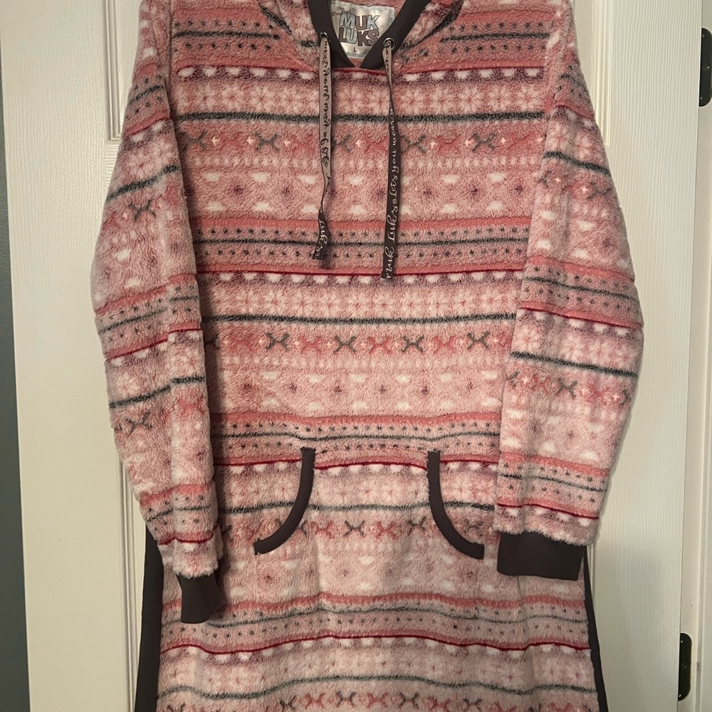 Muk Luks Pink and White Hoodie Snuggie/Nightshirt